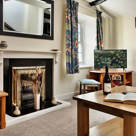 Finest Retreats - The Gables, *