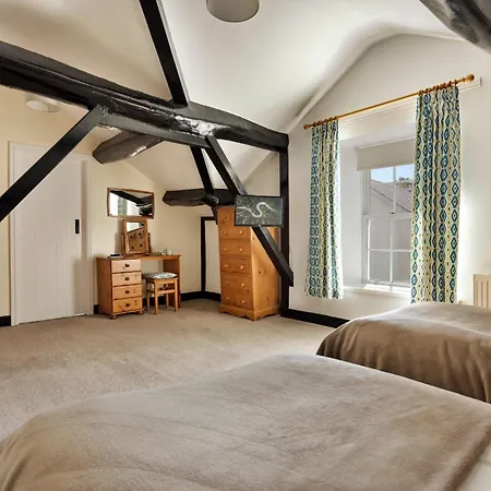 Finest Retreats - The Gables, *